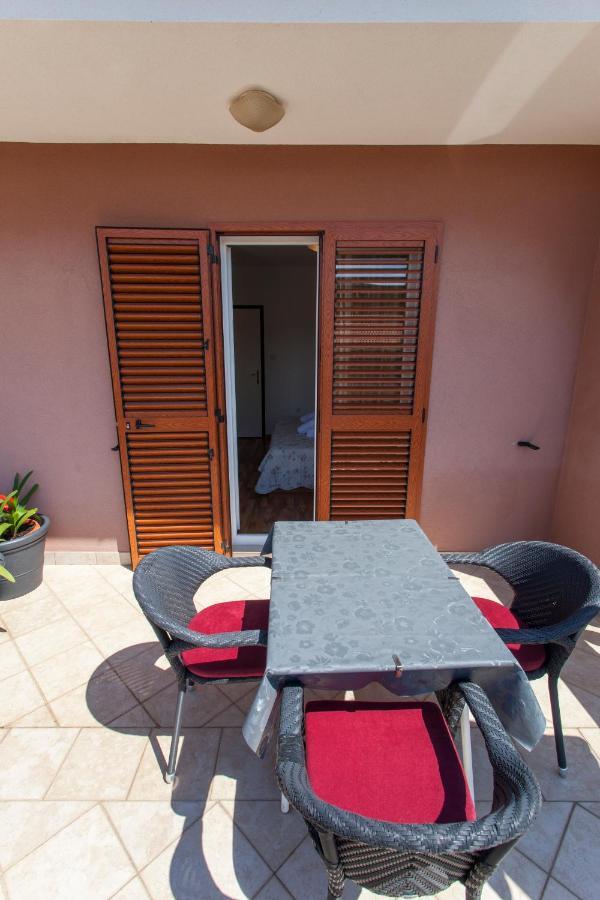 Apartman Budimir1 Cres Luaran gambar